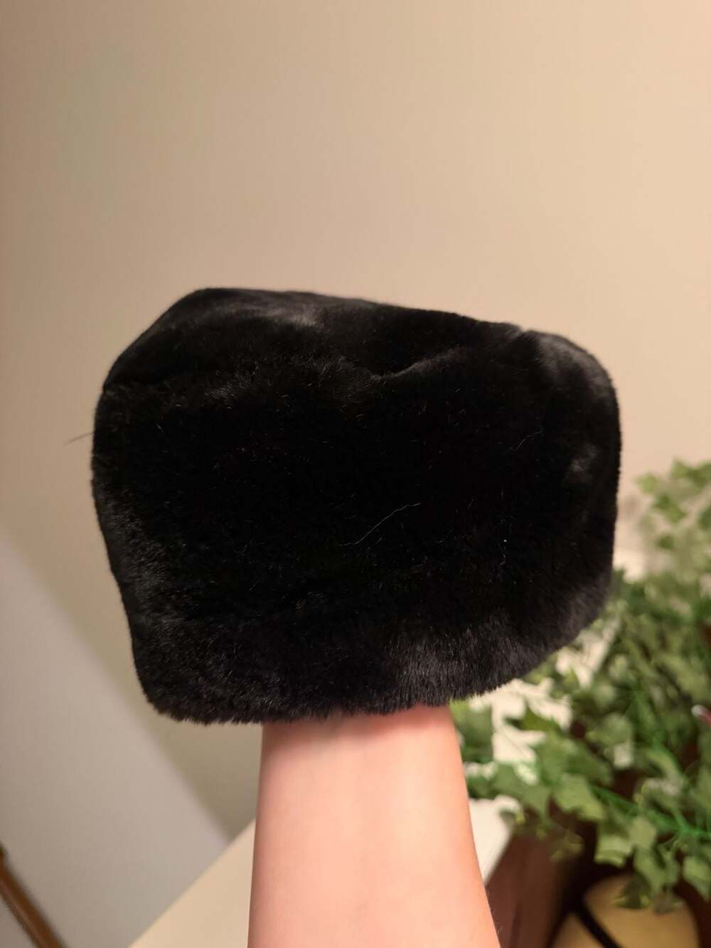 Turtle Fur Black Faux Fur Winter Hat Pillbox Bucket Hat Made in USA - Picture 2 of 8